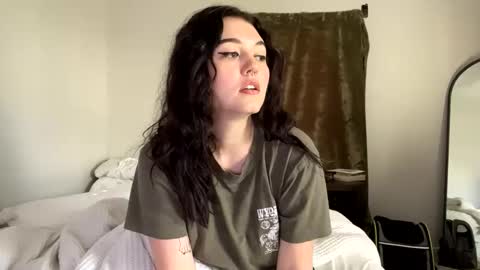 Goddess Raven online show from December 10, 1:44 pm