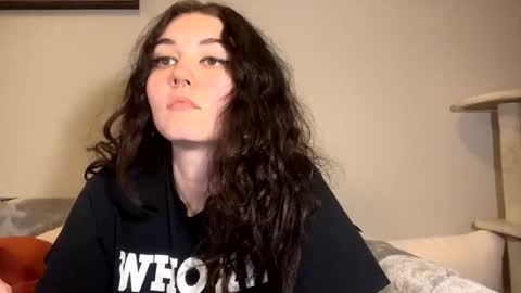 Goddess Raven online show from March 6, 2:09 am