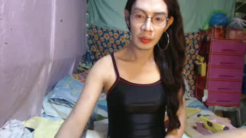 KENNY DOLL online show from January 2, 4:09 am