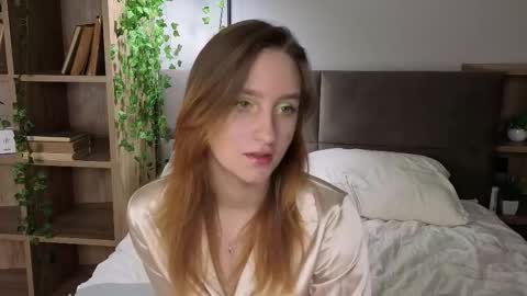 Snapshot of goddessvalkyrie chatting on September 10, 4:07 pm Alise online show from September 10, 4:07 pm