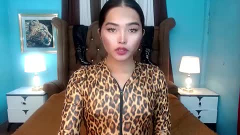 Snapshot of goddessvina7068 chatting on March 4, 1:45 am goddessvina7068 online show from March 4, 1:45 am