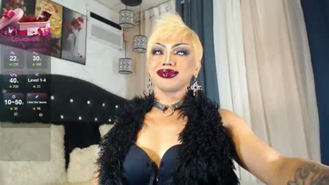 Snapshot of goddessxbeatrice chatting on June 13, 10:40 pm call me BEA online show from June 13, 10:40 pm