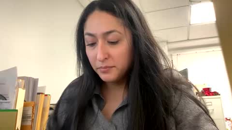 Snapshot of goddessxxrosexx chatting on January 3, 12:11 am GoddessxxRosexx online show from January 3, 12:11 am