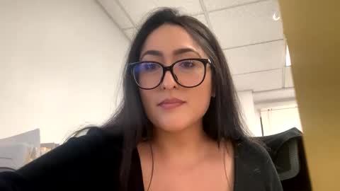 Snapshot of goddessxxrosexx chatting on January 6, 9:32 pm GoddessxxRosexx online show from January 6, 9:32 pm