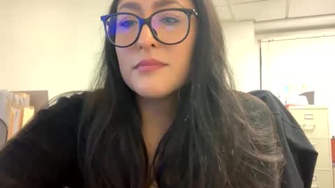 Snapshot of goddessxxrosexx chatting on January 17, 9:39 pm GoddessxxRosexx online show from January 17, 9:39 pm