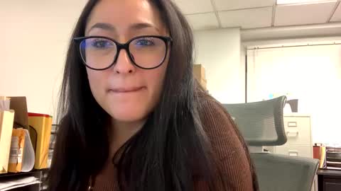 Snapshot of goddessxxrosexx chatting on January 24, 1:03 am GoddessxxRosexx online show from January 24, 1:03 am