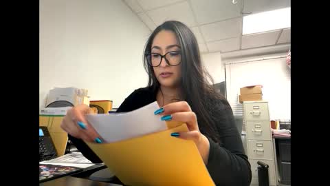 Snapshot of goddessxxrosexx chatting on February 18, 9:42 pm GoddessxxRosexx online show from February 18, 9:42 pm