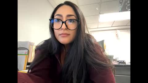 Snapshot of goddessxxrosexx chatting on February 21, 12:38 am GoddessxxRosexx online show from February 21, 12:38 am