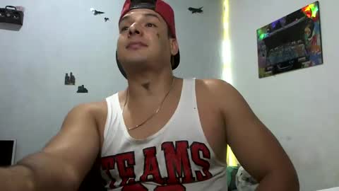 Snapshot of godkenai chatting on December 26, 5:15 am MASTER GODKENAI online show from December 26, 5:15 am