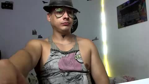 Snapshot of godkenai chatting on February 4, 5:53 am MASTER GODKENAI online show from February 4, 5:53 am