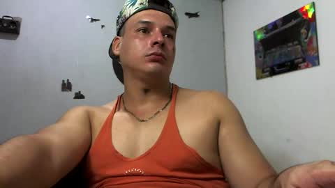 Snapshot of godkenai chatting on December 5, 2:31 am MASTER GODKENAI online show from December 5, 2:31 am