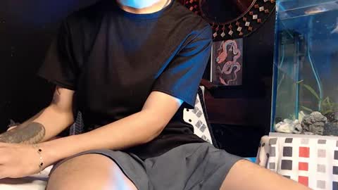 Snapshot of godly_huan chatting on February 24, 6:11 am HUAN online show from February 24, 6:11 am