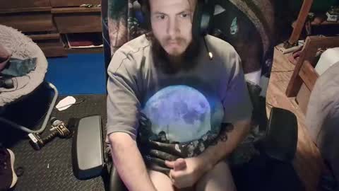 Snapshot of godmangod chatting on October 12, 10:20 pm jimmyjohnameson online show from October 12, 10:20 pm