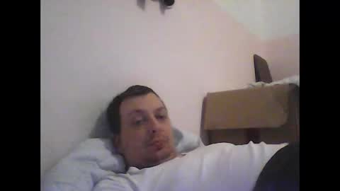 Snapshot of gohan8558 chatting on April 3, 9:46 pm gohan8558 online show from April 3, 9:46 pm