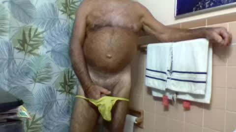 Snapshot of gojo885 chatting on June 23, 5:05 am gojo885 online show from June 23, 5:05 am