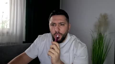 gold_alpha_boy online show from February 4, 8:42 am