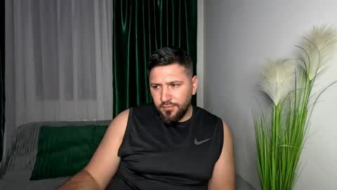 gold_alpha_boy online show from April 22, 7:59 pm