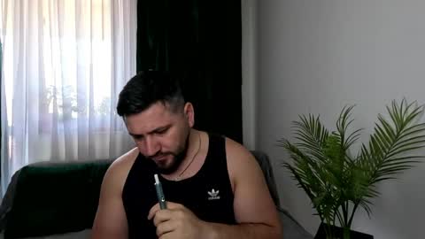 gold_alpha_boy online show from May 5, 9:06 am