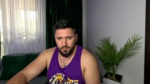 gold_alpha_boy online show from May 8, 2:55 pm