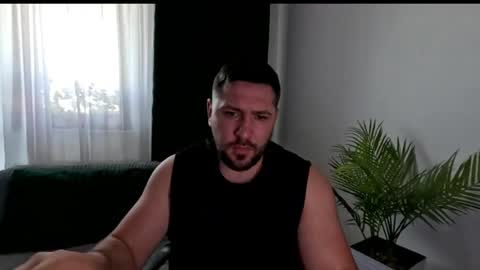 gold_alpha_boy online show from June 18, 6:24 am
