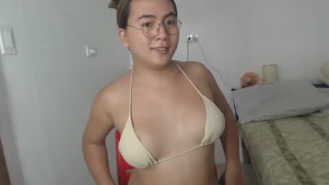 bella online show from February 5, 1:15 am