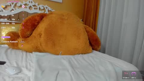 Snapshot of goldcarol1n3baby chatting on October 7, 12:24 pm   WELCOME EVERYONE I WILL BE HAPPY TO GIVE YOU WHAT YOU HAVE DREAMED OF FOR SO LONG online show from October 7, 12:24 pm