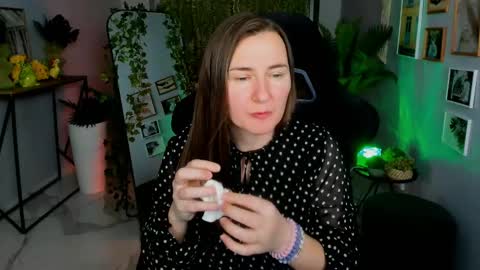 Gloria online show from May 26, 8:43 am