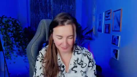 Gloria online show from August 2, 8:24 am