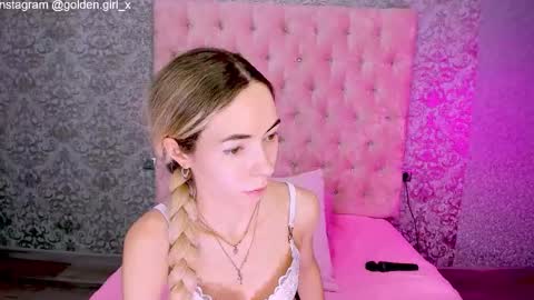 golden girl   online show from November 24, 1:49 am