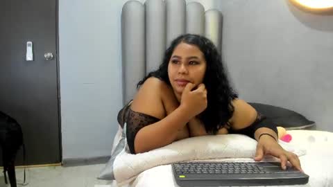 GoldenKiss  online show from June 13, 8:34 am