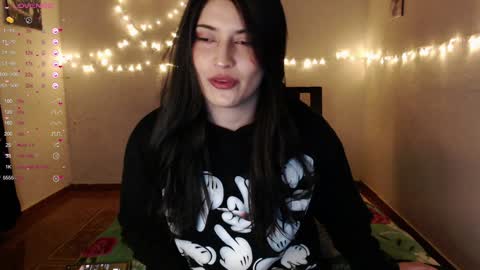 goldencandycotton online show from January 18, 6:34 am