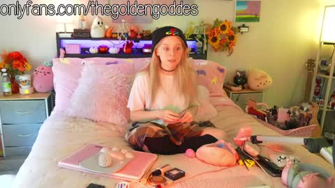 Sammy online show from October 3, 4:26 pm