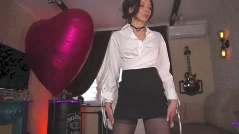 Snapshot of goldenmoore chatting on February 24, 2:53 am Anna online show from February 24, 2:53 am