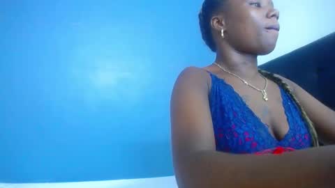 Snapshot of goldenn_ass1 chatting on February 27, 8:31 pm goldenn_ass1 online show from February 27, 8:31 pm