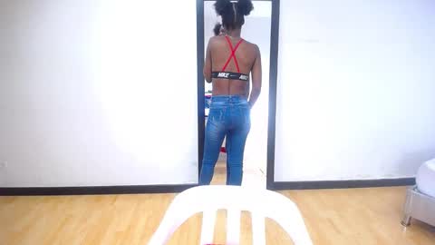 Snapshot of goldenn_ass1 chatting on September 12, 3:06 am goldenn_ass1 online show from September 12, 3:06 am