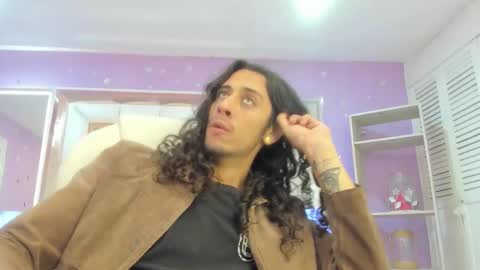 goldentemptation_ online show from March 21, 7:28 pm