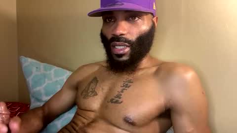 Snapshot of goldmouth_85 chatting on March 1, 10:12 pm Goldmouth 85 online show from March 1, 10:12 pm