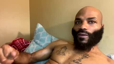 Snapshot of goldmouth_85 chatting on March 2, 7:37 am Goldmouth 85 online show from March 2, 7:37 am