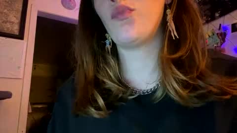 Goldstar and Princess online show from November 17, 1:55 am