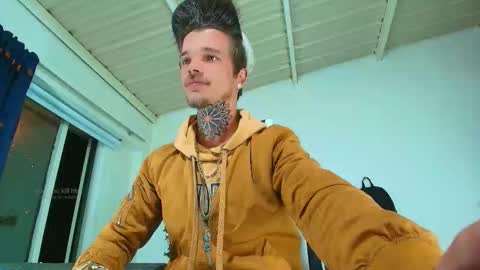 Goldy Loyal93 online show from October 18, 7:31 am