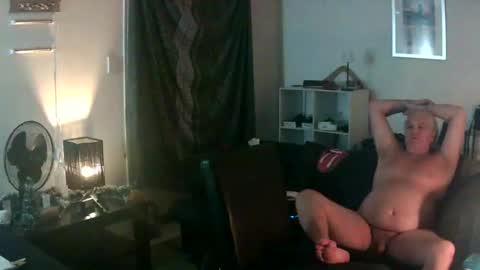 goldyguy011 online show from February 13, 12:12 pm