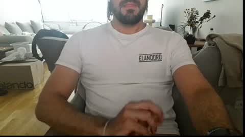 goliasking93 online show from June 23, 2:37 pm