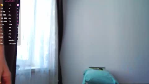 Snapshot of golov176 chatting on February 18, 11:17 am LEO online show from February 18, 11:17 am