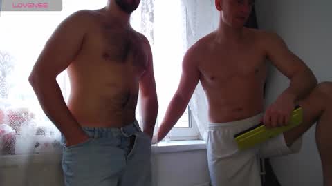 Snapshot of golov176 chatting on March 18, 8:06 am LEO online show from March 18, 8:06 am