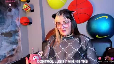 Snapshot of gomory_kitty chatting on May 4, 4:03 pm gomory_kitty online show from May 4, 4:03 pm