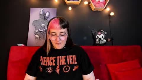 Snapshot of gomory_kitty chatting on June 4, 1:28 pm gomory_kitty online show from June 4, 1:28 pm