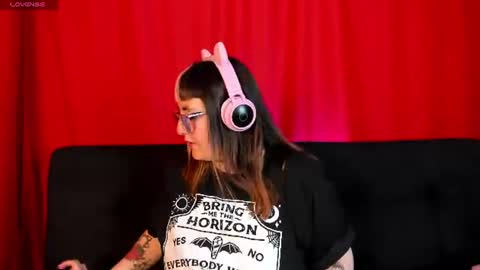 Snapshot of gomory_kitty chatting on June 12, 2:16 pm gomory_kitty online show from June 12, 2:16 pm