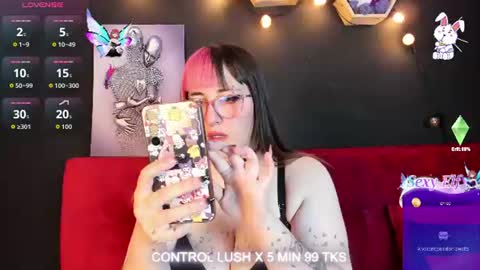 Snapshot of gomory_kitty chatting on July 13, 2:31 pm gomory_kitty online show from July 13, 2:31 pm