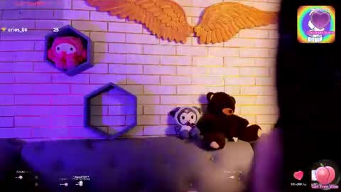 Snapshot of gomory_kitty chatting on July 22, 3:37 pm gomory_kitty online show from July 22, 3:37 pm