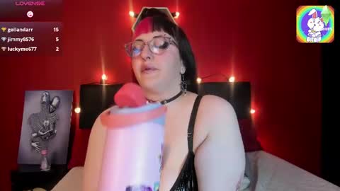 Snapshot of gomory_kitty chatting on July 28, 6:31 pm gomory_kitty online show from July 28, 6:31 pm